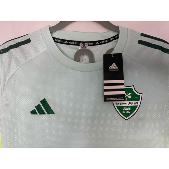 طقم الاهلي التمارين الجديد باللون التفاحي