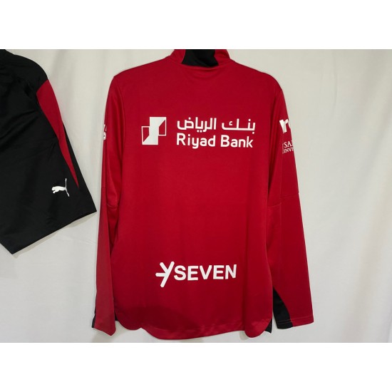 بلوفر الهلال الجديد الاحمر + شورت إضافي مجاناً