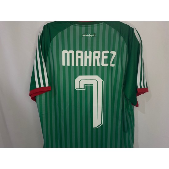 Algeria's new green T-shirt
