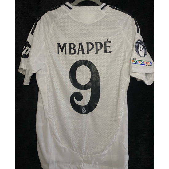 Real Madrid T-shirt with Mbappe and Champions League logo - Player version